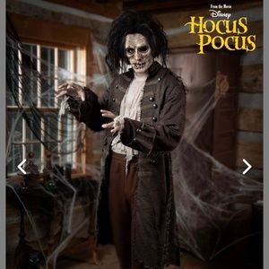 Billy Butcherson costume size SMALL